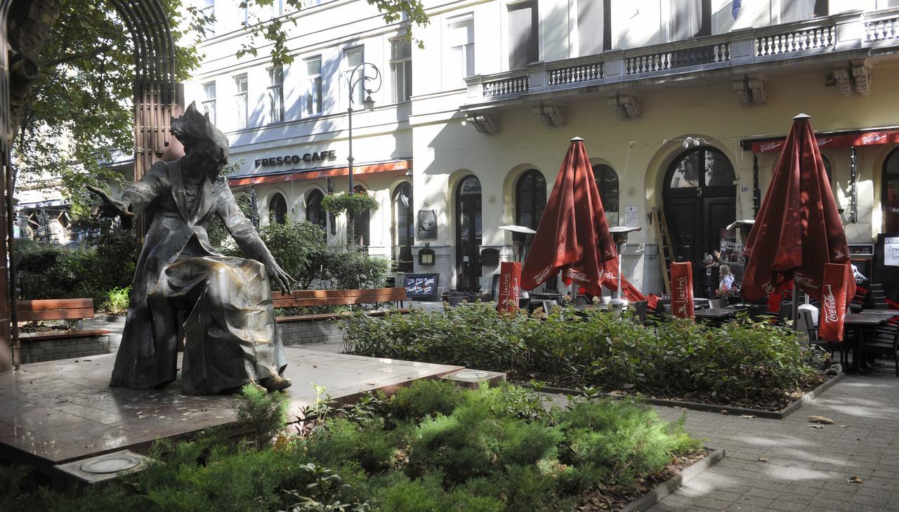 Opera Superior Liszt Ferenc Ter Leilighet Budapest Eksteriør bilde